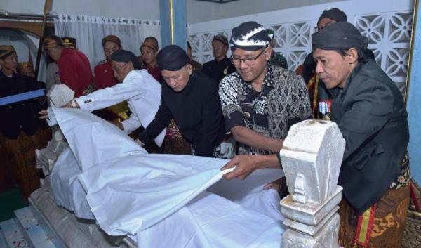 Tradisi Buka Luwur Makam Syech Maulana Ibrahim Magribi Akan Digelar Jumat Esok