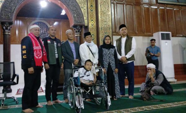 Bahagianya Saeful Rohman Difabel yang Dapat Kursi Roda dari Bikers Subuhan Satmori Tasikmalaya