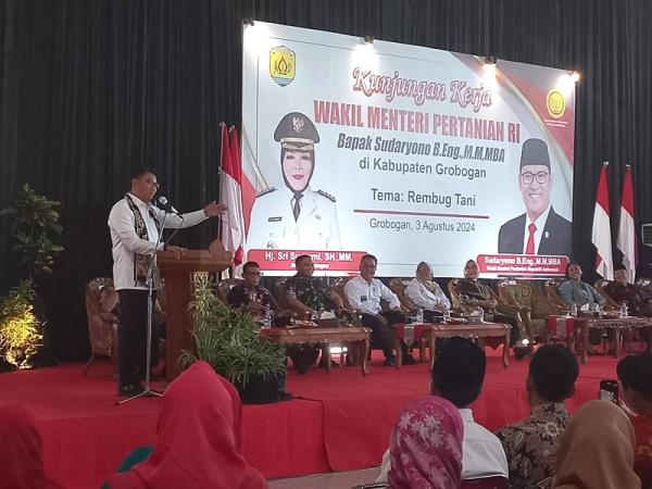 Bertemu Petani di Grobogan, Wamentan Sudaryono Sampaikan Pertanian Satu Komando