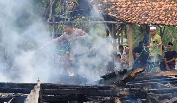 Kronologi Kebakaran Hanguskan Rumah di Sampang Hingga Ludes Tak Bersisa