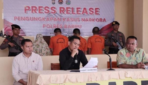 Pasutri di Barru Nekat jadi Pengedar Narkoba