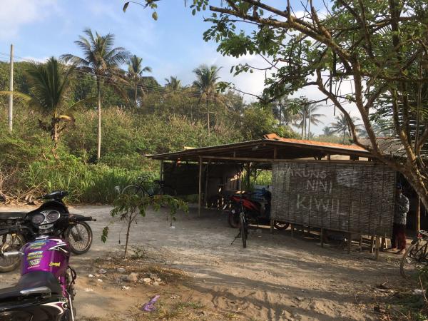 Saking Murahnya, Sarapan di Warung Makan Petanahan Ini Cuma Habis Rp 5 Ribu Dengan Porsi Lengkap