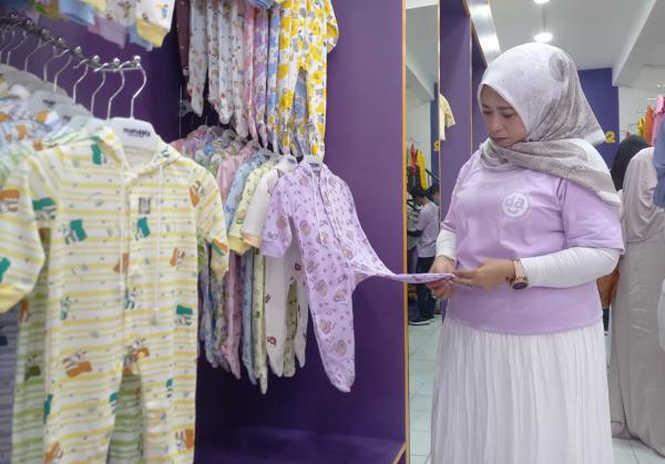 Toko Pakaian dan Perlengkapan Bayi di Surabaya Barat