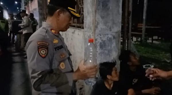 Polisi Gabungan Sisir Tongkrongan Anak Muda di Jombang, Ini Temuan yang Buat Aparat Terkejut