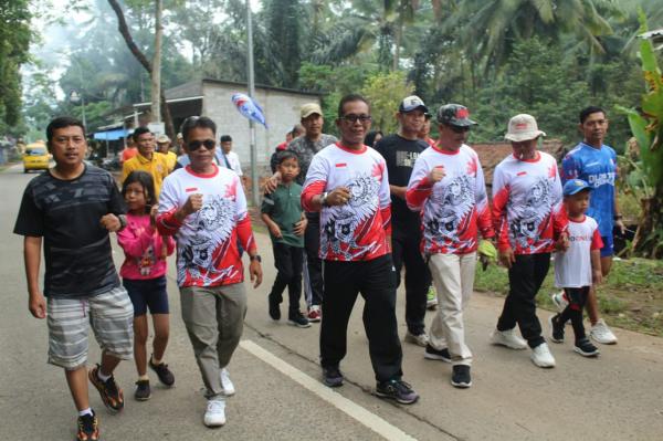 Peringati HUT RI ke - 79 Kecamatan Ciomas Kabupaten Serang Gelar Jalan Santai