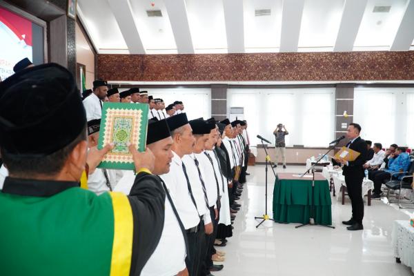 81 Panwaslihcam Aceh Utara Dilantik, Pj Bupati Ingatkan Jangan Terlibat Politik Praktis