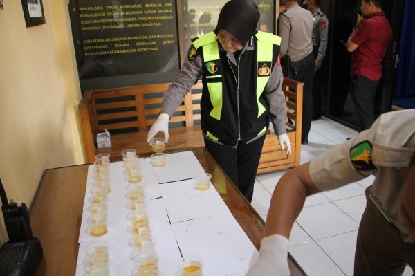 158 Polisi di Purwakarta Mendadak Dites Urine, Ini Hasilnya