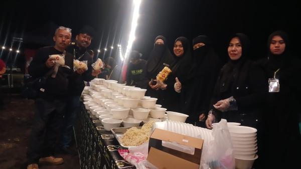 Si Jum Tasikmalaya Bagikan 1.000 Porsi Bakso di Arena TAPA Sahityarsa Pasir Datar Galunggung