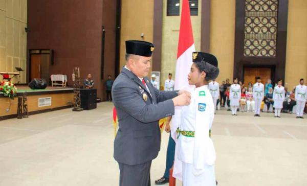 Pj Wali Kota Sorong Kukuhkan 45 Anggota Paskibraka, Siap Emban Tugas Negara