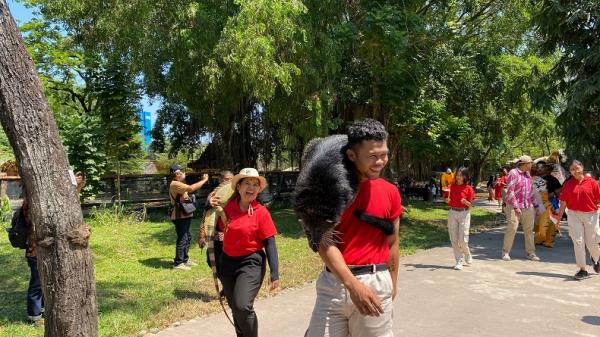 HUT Kemerdekaan RI, Solo Safari Gelar Parade Satwa