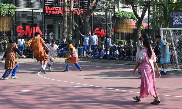 SMA Wijaya Putra Semarakkan HUT RI Ke-79 dengan Berbagai Lomba Unik, Begini Serunya