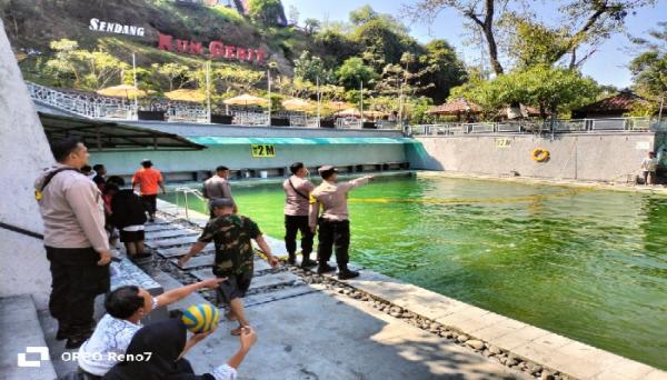 Polisi Selidiki Misteri Tenggelamnya Seorang Pria di Sendang Kun Gerit