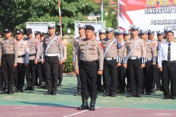 Apel Gelar Pasukan Operasi Mantap Praja Lodaya 2024 Polres Indramayu, Siap Siaga Hadapi Pilkada