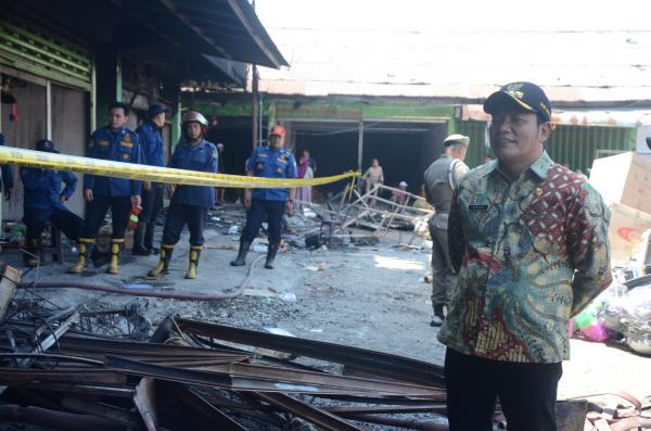 Kebakaran Hebat Landa Pasar Induk Krian, Ratusan Kios Ludes