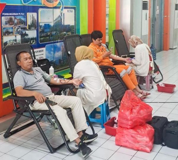 Bantu Memenuhi Kebutuhan Darah, PT PLN NP UP Gresik Kembali Gelar Donor Darah