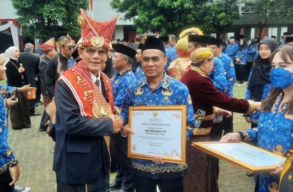 Berkah Muharam, Jaja Sukmana Terpilih Jadi PPL Teladan Nasional Juara 1 Inovasi