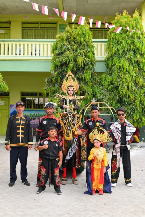 Yayasan Pendidikan Hidayatus Salam Tampilkan Kekayaan Budaya Nusantara di Karnaval HUT RI