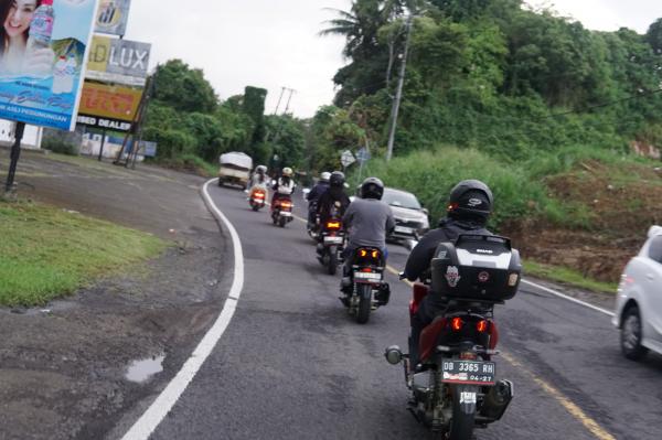 Mau Touring di Akhir Pekan, Ini Tipsnya Biar Seru dan Aman