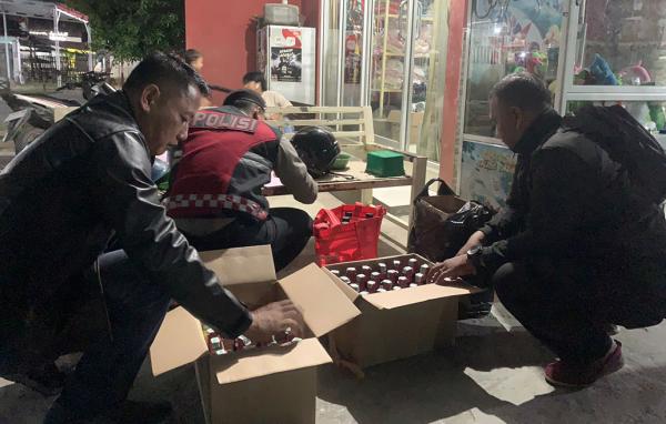 Razia Miras, Polres Demak Amankan Puluhan Penjual dan Pembeli