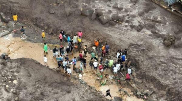 Banjir Bandang Terjang Ternate, 13 Orang Tewas Tertimbun, Enam Masih Hilang