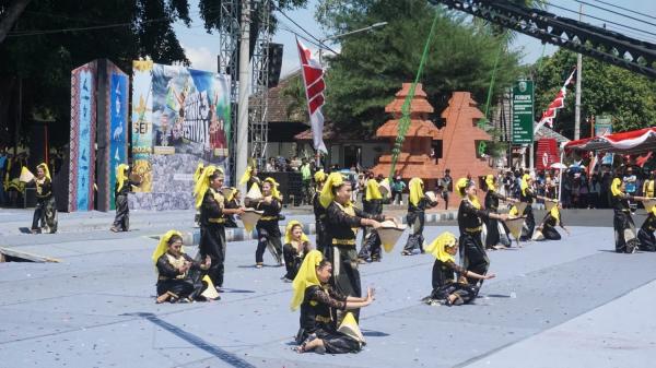 Situbondo Ethnic Festival 2024 Diikuti 3.000 Penari Lokal Maupun Nasional