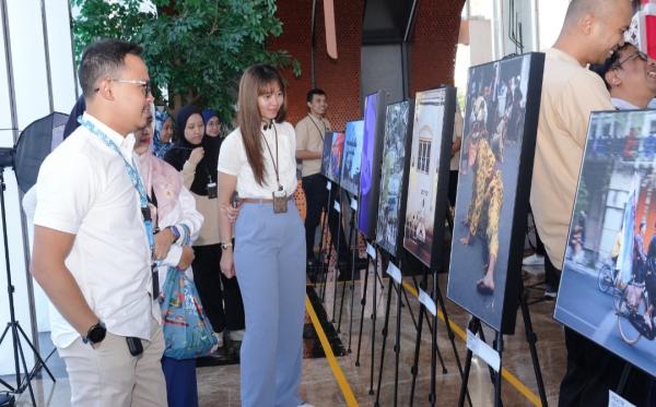 Frames of Life, Pameran Foto Komunitas LOLO Tampilkan Keajaiban Fotografi di Gedung Pelindo Place