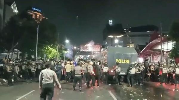 Komnas HAM Desak Aparat Tak Gunakan Kekerasan saat Amankan Demo di Semarang dan Makassar