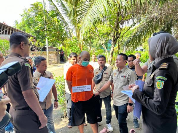 Polisi Bersama Jaksa Gelar Rekonstruksi Pembunuhan Mahasiswi Ilmu Keperawatan Bireuen