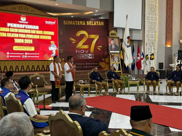 Ini Alasan Herman Deru Sengaja Jadi Pasangan Bakal Calon Pertama Mendaftar ke KPU Sumsel