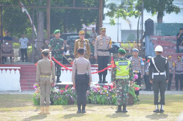 Dandim 0427 dan Kapolres Dampingi Bupati Way Kanan dalam Apel Gelar Pasukan