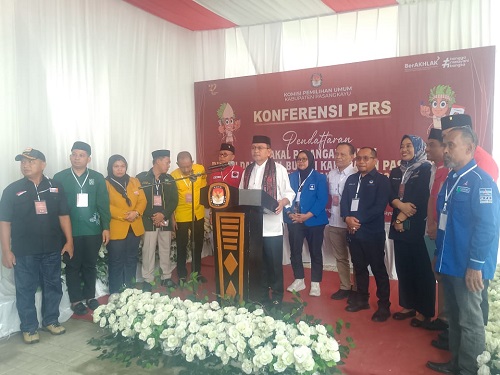 Pasangan Calon Yaumil-Herny Mendaftar di KPU Pasangkayu