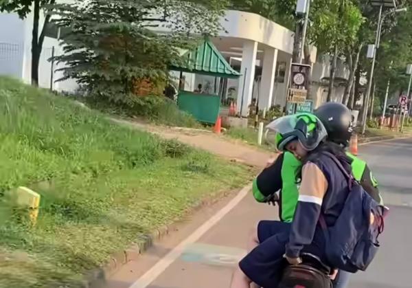 Viral, Wanita Hampir Jatuh dari Motor Akibat Mengantuk, Ujung-ujungnya Malah Promo