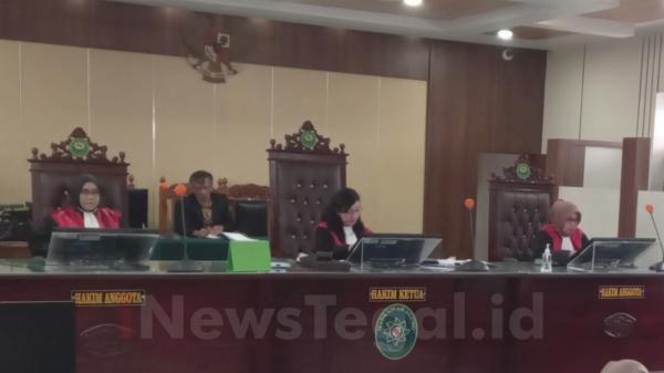 Sidang Pembacaan VonisTerdakwa Nenek Sarinah Ditunda