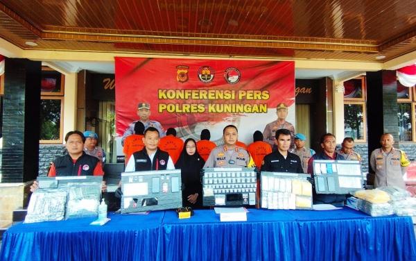 Polisi Ungkap 3 Kasus Narkoba di Kuningan, Sita 35,02 Gram Sabu