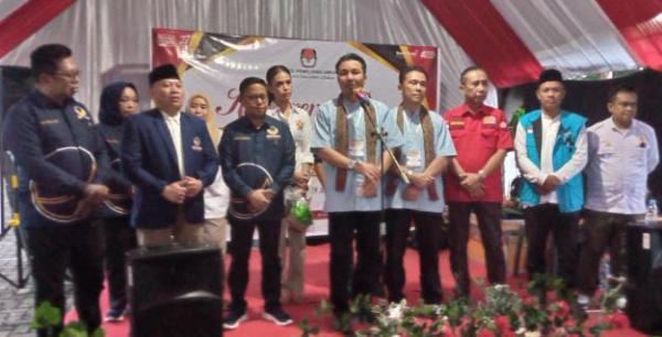 Paslon Andi Abdullah Rahim dan Jumail Mappile Resmi Mendaftar di KPU Luwu Utara