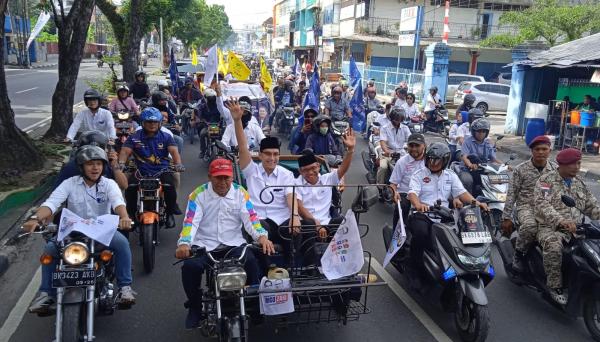 Antusiasme Pendukung Antar Rico-Zaki Mendaftar ke KPU Medan