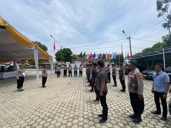 Kabagops Pimpin Pengamanan Pendaftaran Bakal Cabup dan Cawabup Way Kanan