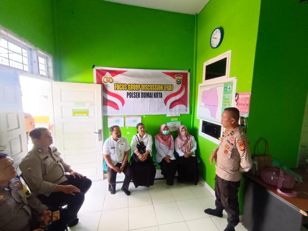 Polsek Dumai Kota Gelar Cooling System Berupa FGD, Kanit Binmas: Penting Bagi Kita Untuk Bersinergi