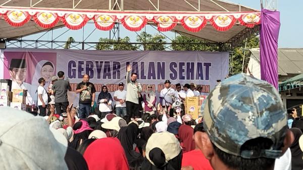 Bacalon Bupati Tangerang Gelar Gerak Jalan Santai di Rajeg, Ribuan Masyarakat  Antusias