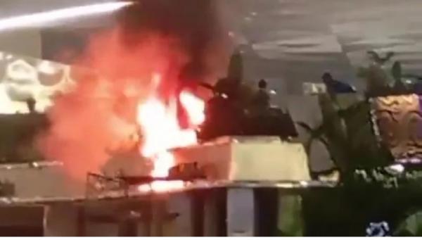 Restoran di Terminal 3 Bandara Soekarno-Hatta Terbakar Hebat