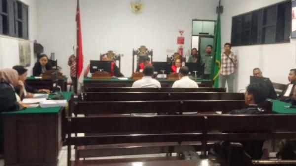 Jaksa Tuntut Mantan Wali Kota Tual Adam Rahayaan 7 Tahun Penjara