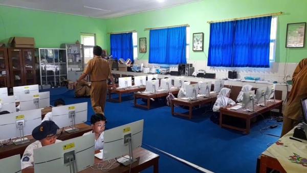 Polisi Selidiki Kasus Pencurian Puluhan Laptop di SMPN 20 Kota Tasikmalaya