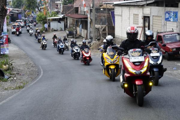 Konvoi Seru Honda PCX HPCI Semarang: Touring dan Mabar Jadi Agenda Wajib