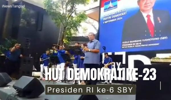 SBY Bernyanyi di HUT Demokrat ke-23