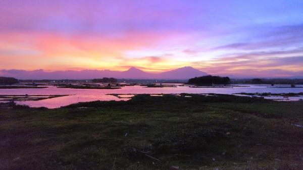 Mengintip Indahnya Senja di Waduk Cengklik Boyolali