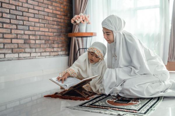 HIKMAH JUMAT : Ingat Maulid Nabi, Ingat Akhlakul Karimah