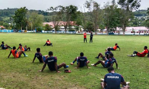 Persipura Jayapura Tingkatkan Intensitas Latihan Jelang Laga Kandang