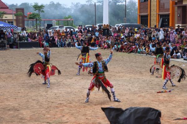 18 Paguyuban Unjuk Kebolehan di Hari Ketiga Festival Kuda Kepang Pringsewu