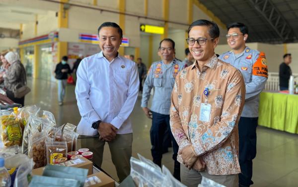 Bazar Semarak Hari Perhubungan Nasional Ramaikan Terminal Purabaya