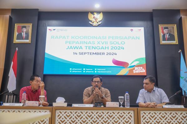 Penjabat Gubenur Provinsi Jawa Tengah, Nana Sudjana optimistis kontingen Jateng kembali meraih juara